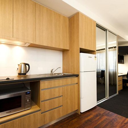 เซนต์ แคเธอรีน ออน พาร์ค Aparthotel เพิร์ท ภายนอก รูปภาพ