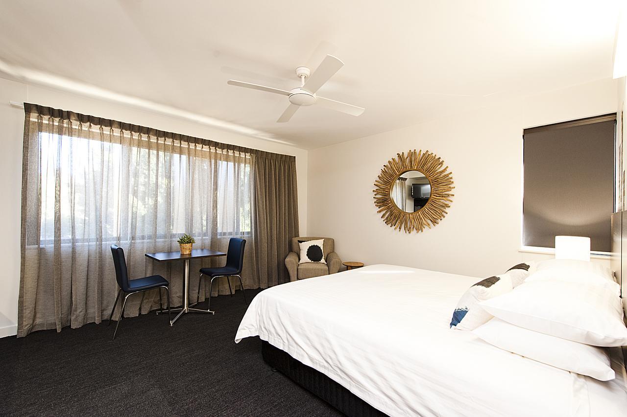 เซนต์ แคเธอรีน ออน พาร์ค Aparthotel เพิร์ท ภายนอก รูปภาพ
