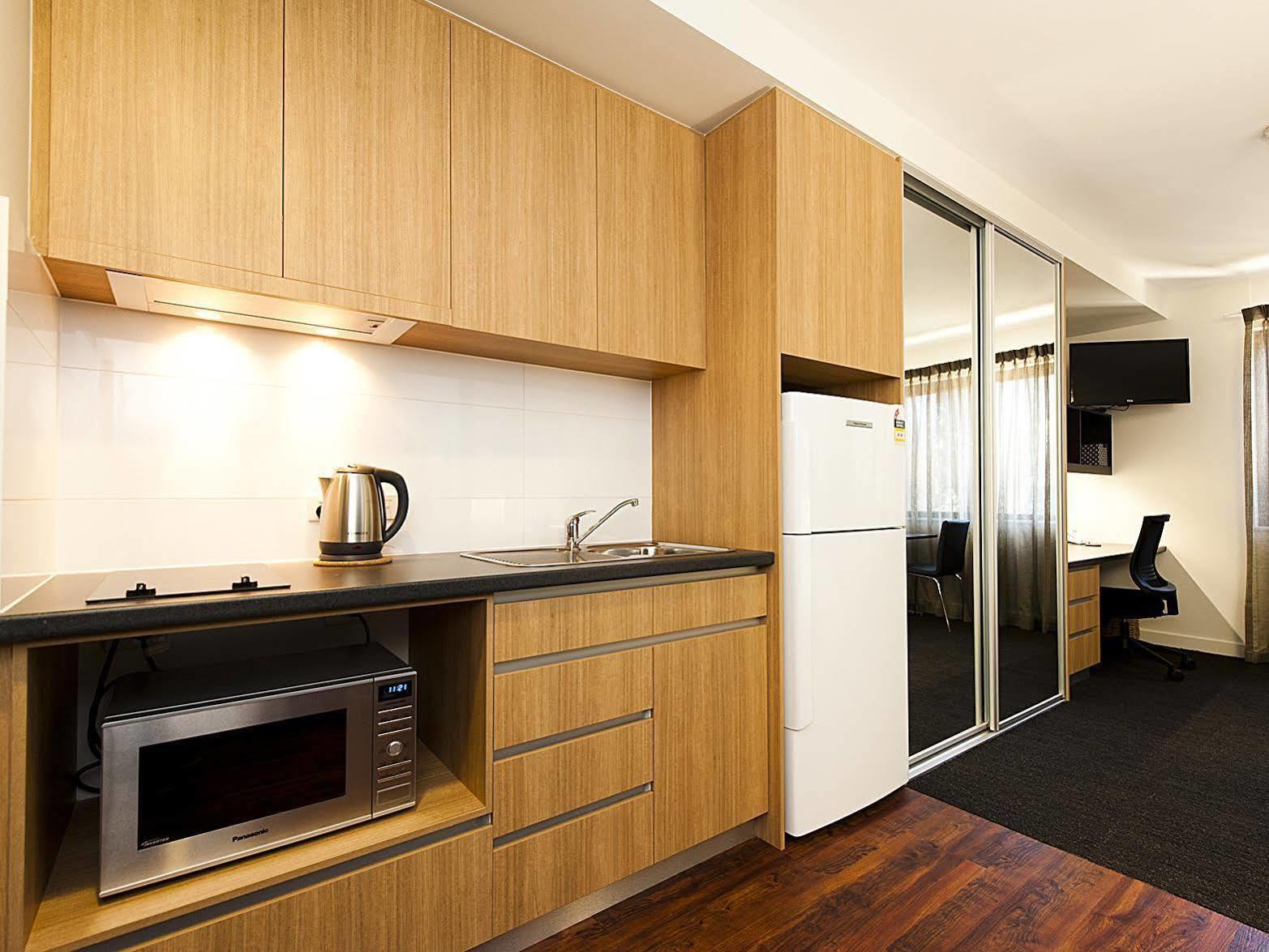 เซนต์ แคเธอรีน ออน พาร์ค Aparthotel เพิร์ท ภายนอก รูปภาพ